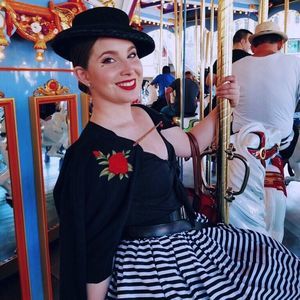 Meet your Posher, Alessandra